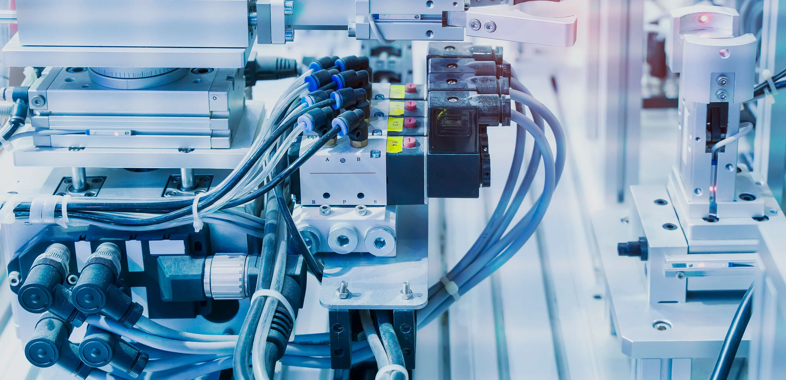 Kiváló minőségű elektromos alkatrészek